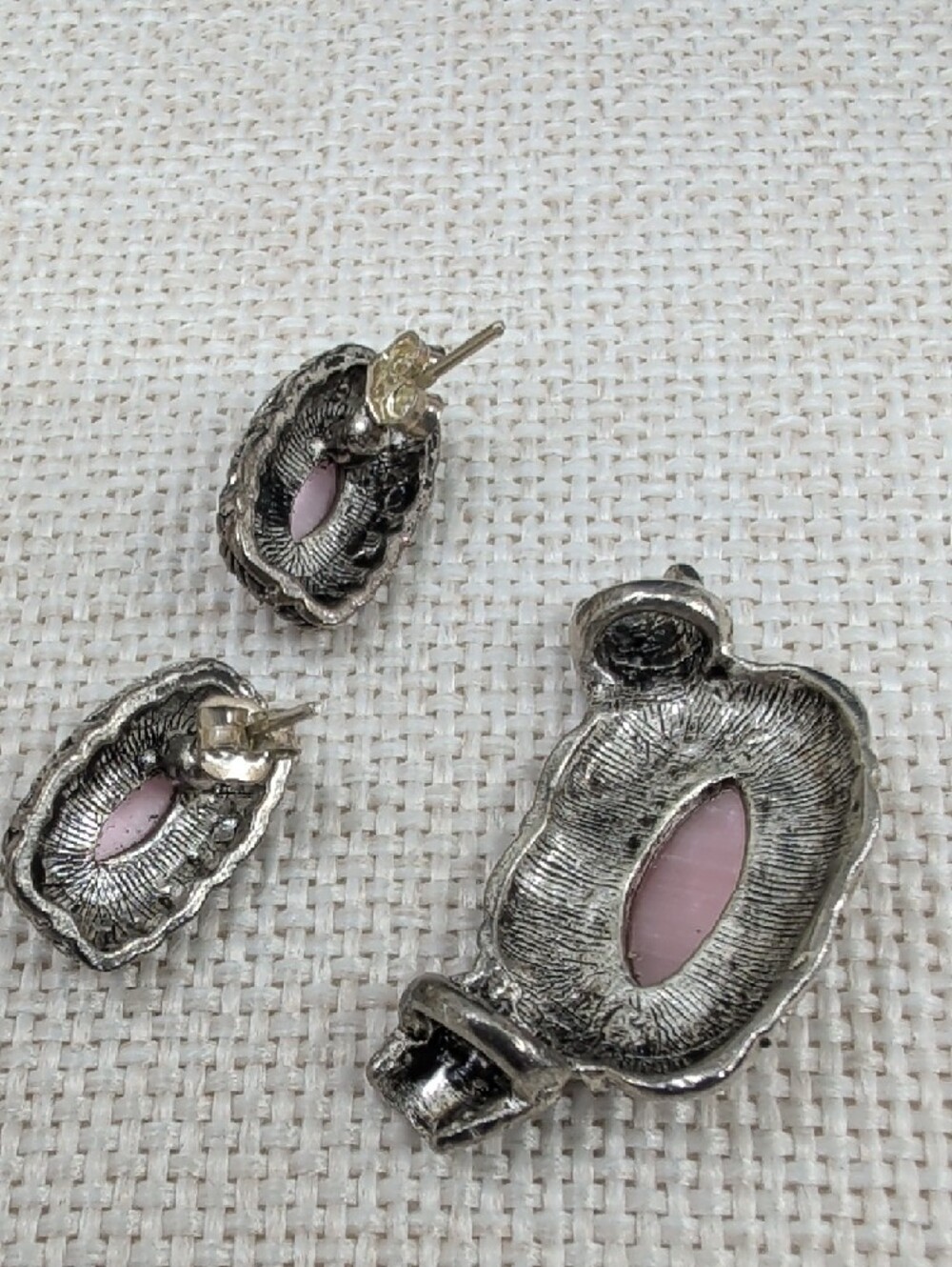 Vintage Silver Tone Pink Cat's Eye Pendant & Earring Set Demi Parure - Picture 5 of 17